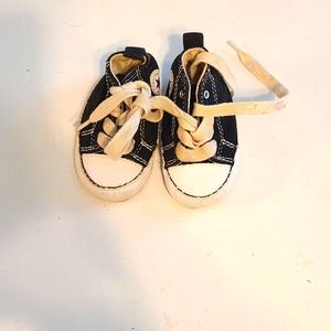 Converse. Chuck Taylor All Star Cribster Sneaker. Size 2